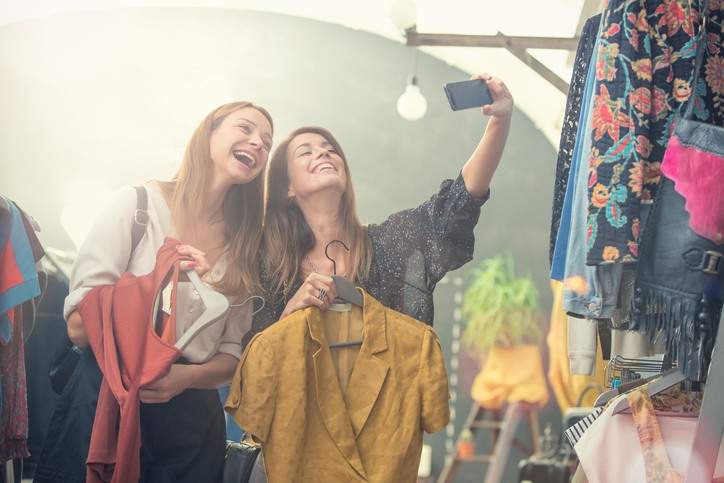 Learn the Do’s and Don’ts of Thrift Store Shopping