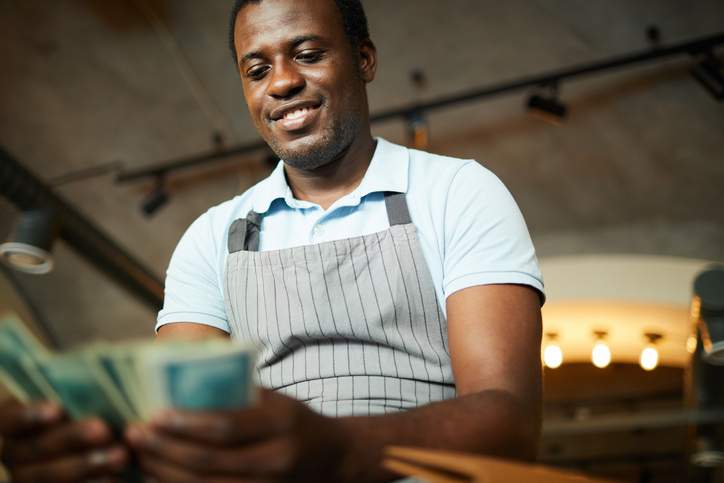 6 Hints for Planning a Budget with Tip Income