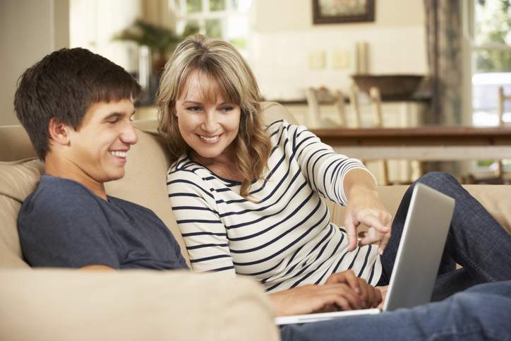 Tips for Borrowing Student Loans Wisely