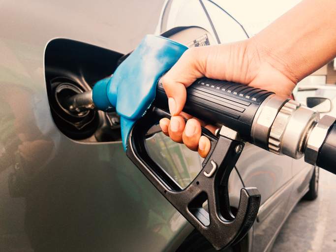Quick Tips to Save Money on Gas