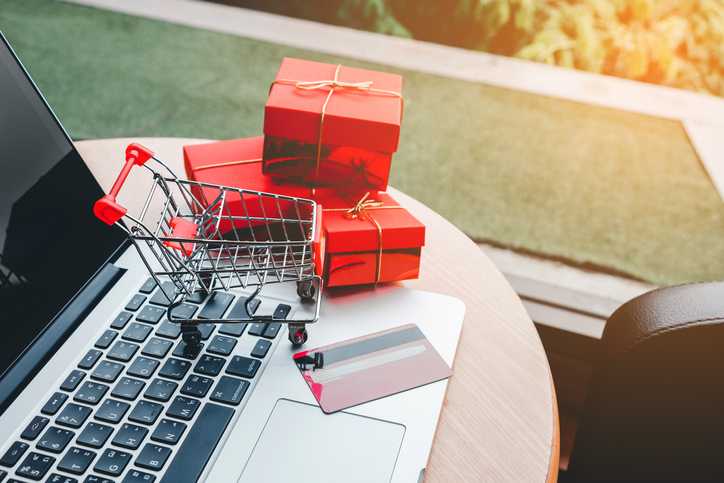 Beware of Holiday Money Hazards